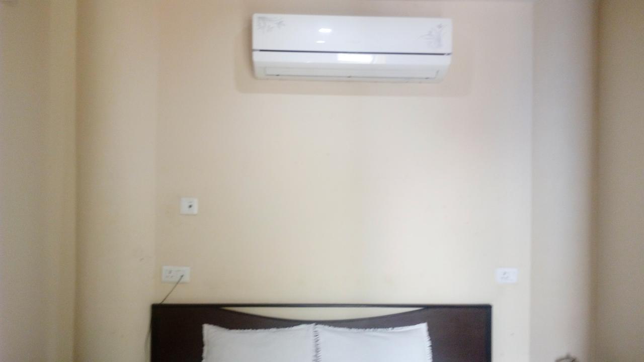 Hotel Sunshine Kashipur Esterno foto